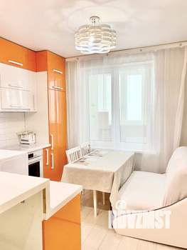 1-к квартира, посуточно, 50м2, 3/17 этаж