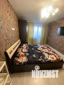 2-к квартира, посуточно, 45м2, 4/5 этаж