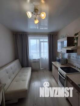 1-к квартира, посуточно, 40м2, 2/17 этаж