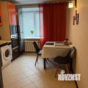 3-к квартира, посуточно, 80м2, 1/1 этаж