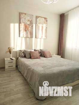 1-к квартира, посуточно, 39м2, 9/9 этаж