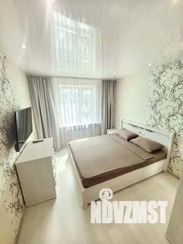 2-к квартира, посуточно, 60м2, 5/5 этаж