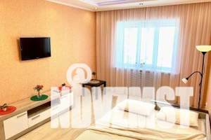 1-к квартира, посуточно, 42м2, 8/17 этаж