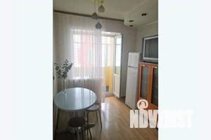 2-к квартира, посуточно, 58м2, 8/9 этаж