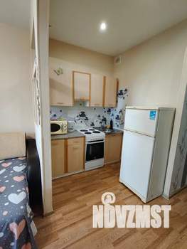 Студия квартира, посуточно, 28м2, 6/17 этаж