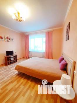 2-к квартира, посуточно, 58м2, 8/9 этаж