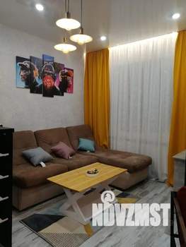 Студия квартира, посуточно, 40м2, 1/9 этаж