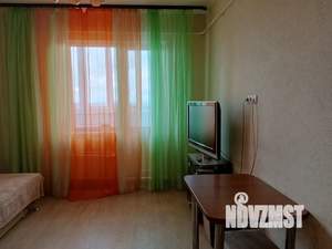 1-к квартира, посуточно, 38м2, 12/17 этаж