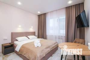 Студия квартира, посуточно, 25м2, 1/18 этаж