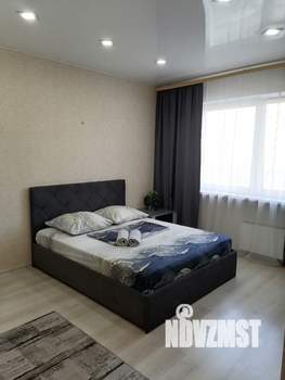 1-к квартира, посуточно, 42м2, 8/17 этаж