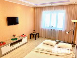 1-к квартира, посуточно, 43м2, 8/17 этаж