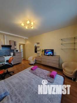 1-к квартира, посуточно, 35м2, 10/17 этаж