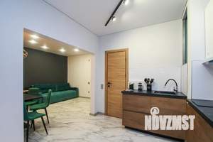 2-к квартира, посуточно, 55м2, 1/18 этаж