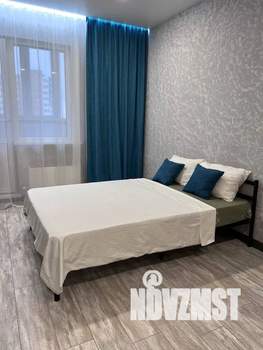 Студия квартира, посуточно, 30м2, 11/17 этаж