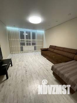 1-к квартира, посуточно, 50м2, 22/26 этаж