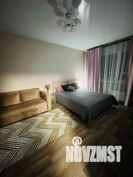 1-к квартира, посуточно, 40м2, 1/1 этаж