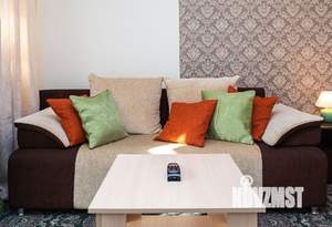 1-к квартира, посуточно, 50м2, 3/9 этаж