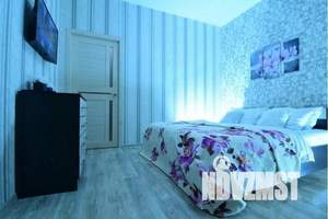 2-к квартира, посуточно, 52м2, 15/17 этаж