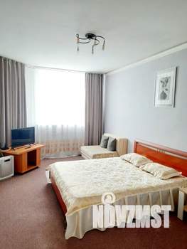1-к квартира, посуточно, 42м2, 2/5 этаж