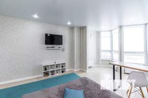 Студия квартира, посуточно, 28м2, 21/25 этаж