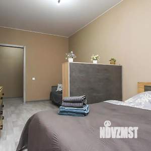 1-к квартира, посуточно, 45м2, 1/1 этаж