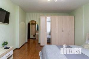 1-к квартира, посуточно, 42м2, 1/1 этаж