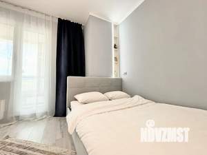 Студия квартира, посуточно, 37м2, 4/25 этаж