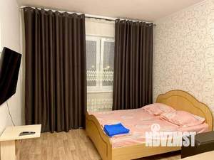 1-к квартира, посуточно, 42м2, 1/1 этаж