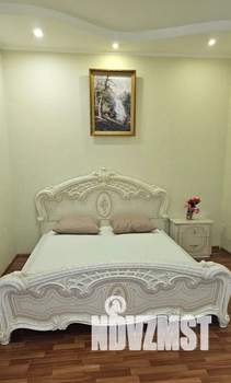 2-к квартира, посуточно, 65м2, 7/17 этаж