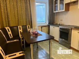3-к квартира, на длительный срок, 78м2, 1/5 этаж