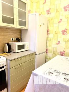 Студия квартира, посуточно, 33м2, 17/17 этаж