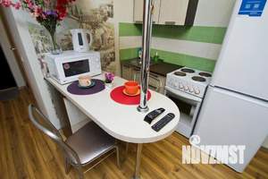 Студия квартира, посуточно, 32м2, 2/17 этаж