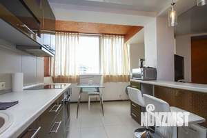 1-к квартира, посуточно, 52м2, 1/1 этаж