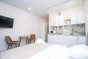 Студия квартира, посуточно, 25м2, 1/18 этаж