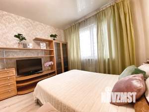 1-к квартира, посуточно, 40м2, 20/25 этаж