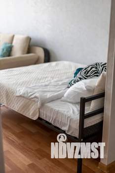 1-к квартира, посуточно, 38м2, 7/9 этаж