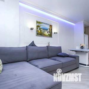 1-к квартира, посуточно, 65м2, 1/1 этаж