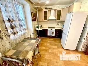 1-к квартира, посуточно, 46м2, 4/9 этаж