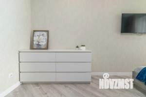 1-к квартира, посуточно, 40м2, 19/30 этаж
