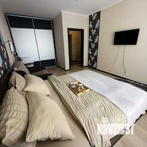 1-к квартира, посуточно, 44м2, 1/1 этаж