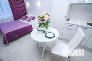 1-к квартира, посуточно, 28м2, 1/18 этаж