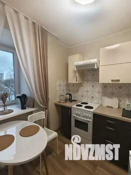 1-к квартира, посуточно, 33м2, 3/5 этаж