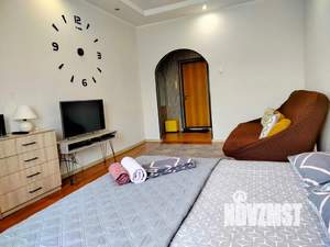 1-к квартира, посуточно, 38м2, 5/9 этаж