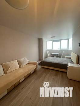 Студия квартира, посуточно, 30м2, 25/25 этаж