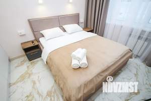 Студия квартира, посуточно, 25м2, 1/18 этаж