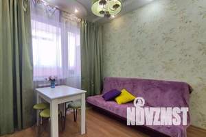 1-к квартира, посуточно, 42м2, 17/17 этаж