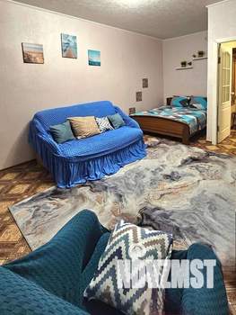 1-к квартира, посуточно, 40м2, 6/9 этаж