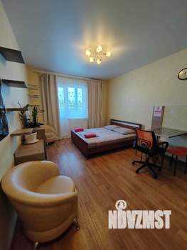 1-к квартира, посуточно, 35м2, 10/17 этаж