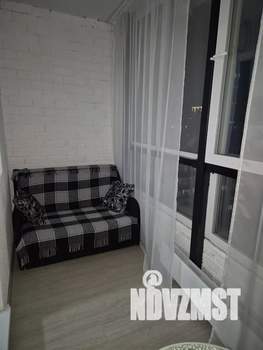 Студия квартира, посуточно, 35м2, 10/25 этаж