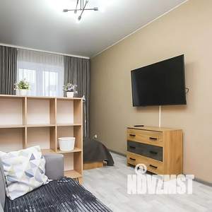 1-к квартира, посуточно, 45м2, 2/9 этаж